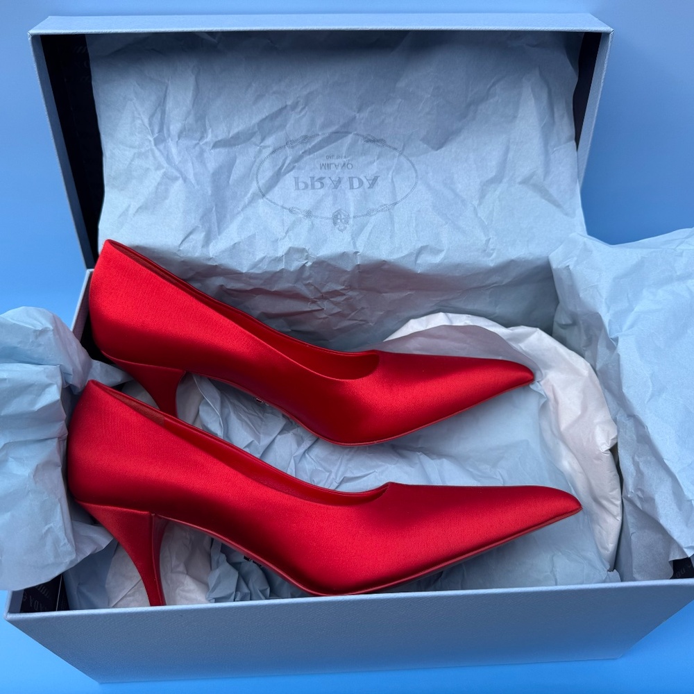 New Authentic PRADA Red Silk Pumps - Size US 7/EU 37 - Luxe Design - Orig box + - Picture 12 of 16